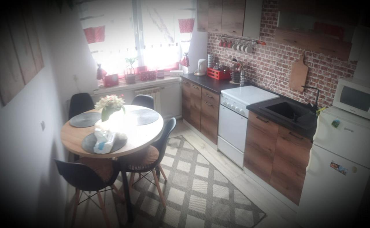 Apartament Wrzos Bieszczady Czarna  Eksteriør bilde